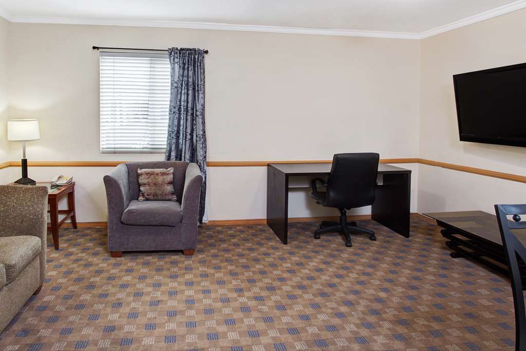 Travelodge By Wyndham Culver City Los Angeles Bilik gambar